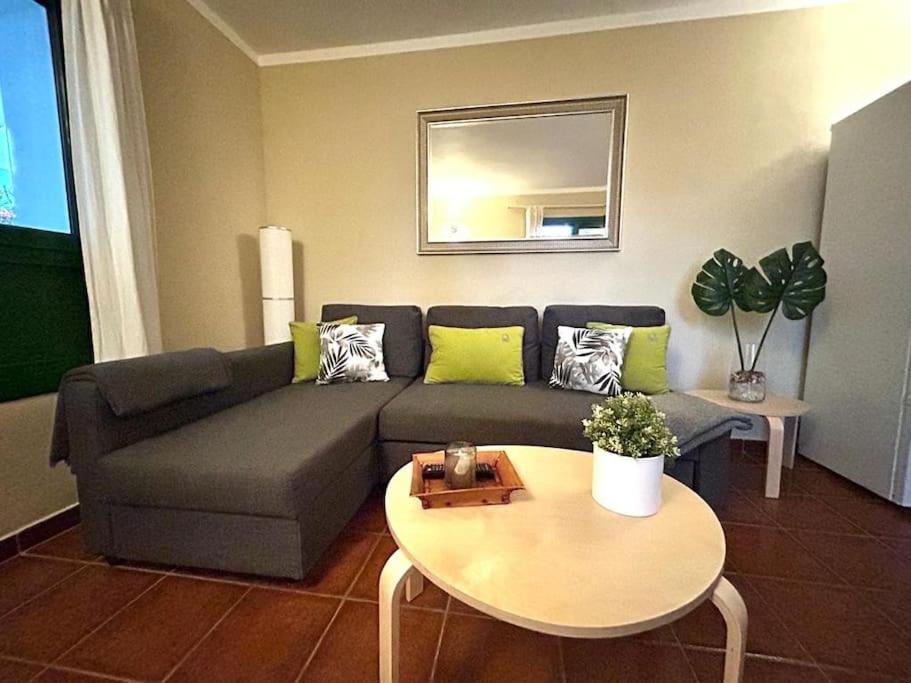 Casa Chus, Cerca De La Playa Apartment Los Pocillos Ngoại thất bức ảnh